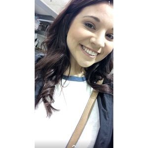 Meet your Posher, Erica